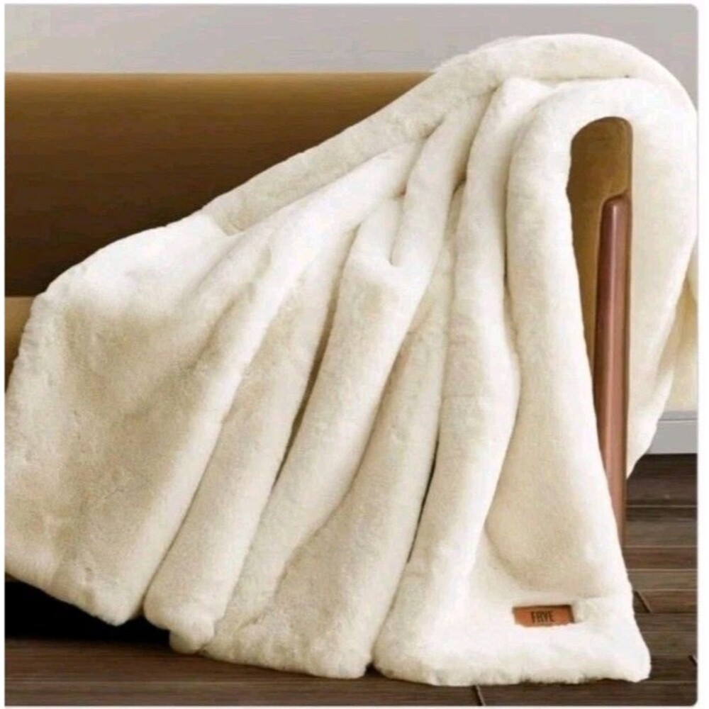 FRYE Luxe Faux Fur Luxury Throw, Reversible 60" X 70" Cream Silky Soft, New